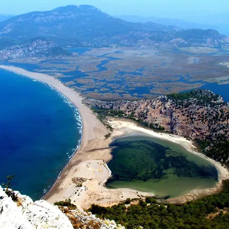 بيت ضيافة In Bb - Big Double Natural Conservation Area, Boutique With Pool